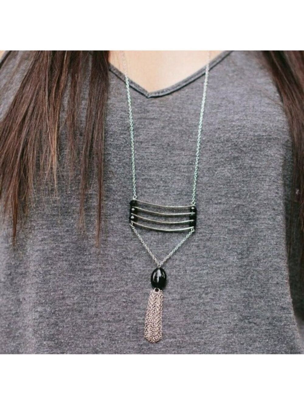 WILLOW NECKLACE